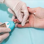 Parámetros clínicos, bioquímicos y metabólicos predictores de complicaciones vasculares en diabéticos tipo 2